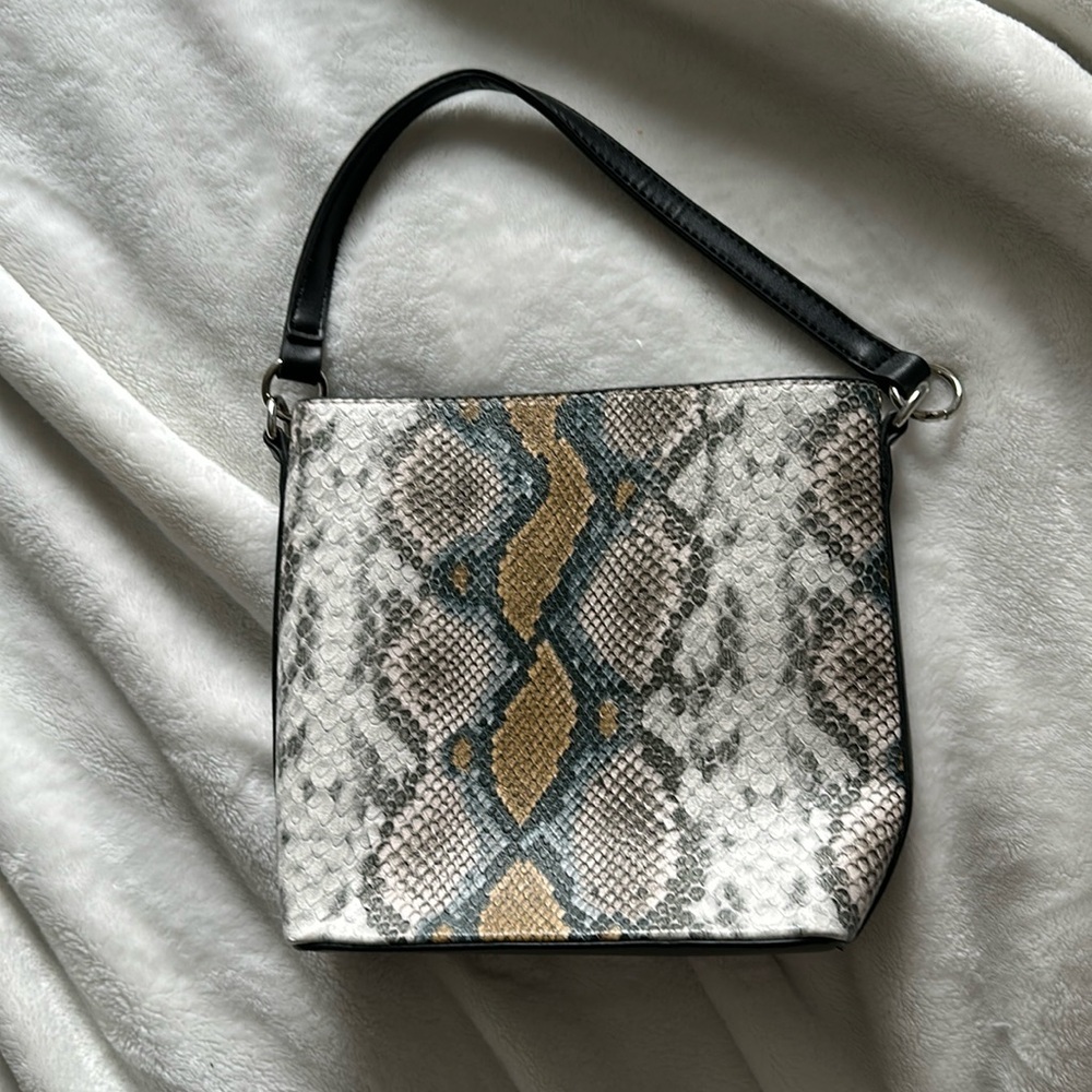 Like new Just Fab handbag
